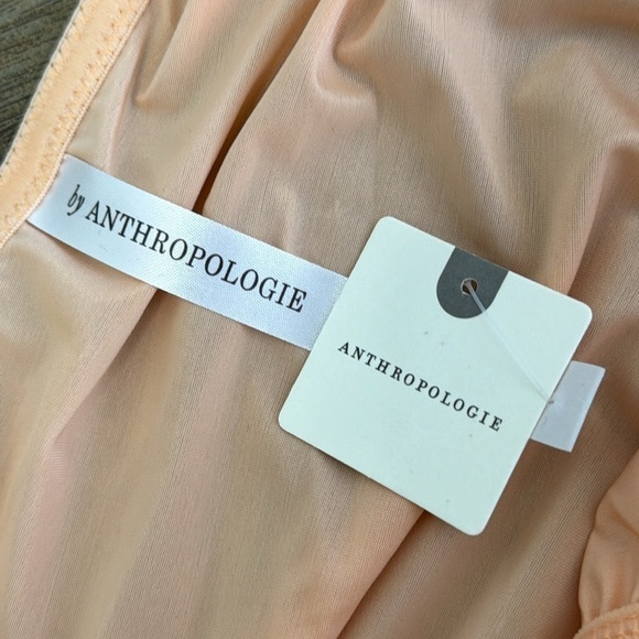 NWT By Anthropologie Strapless Ruffled Bandeau Top in Peach - Picture 4 of 11